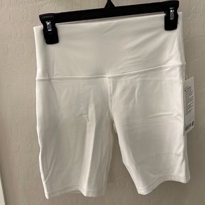 New Lululemon, size, 8 biker shorts.